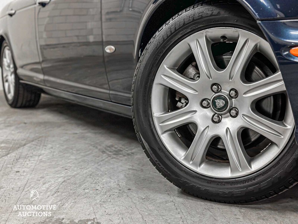 Jaguar XJ 2.7D V6 Sovereign 207PS 2006 ORIG-NL, 95-SJ-SN -Youngtimer-