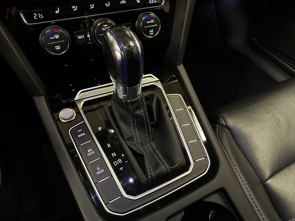 Volkswagen Passat Variant GTE 1.4 TSI Highline 156PS 2015, HJ-119-D