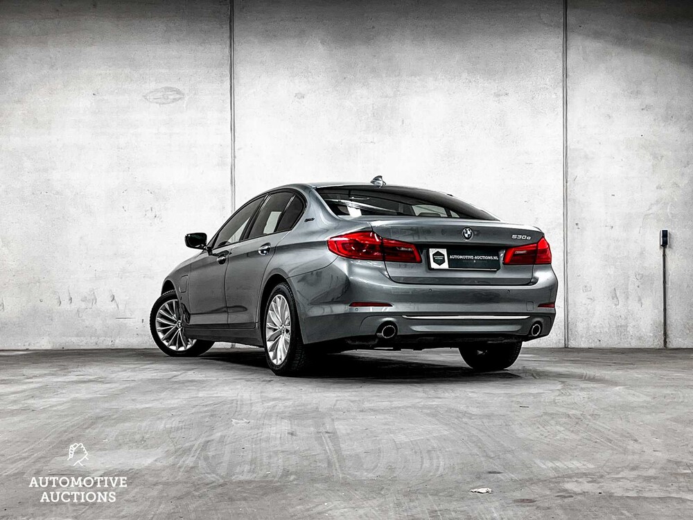 BMW 530e iPerformance High Executive G30 293PS 2018 5er -ORIG. NL-, RV-702-V
