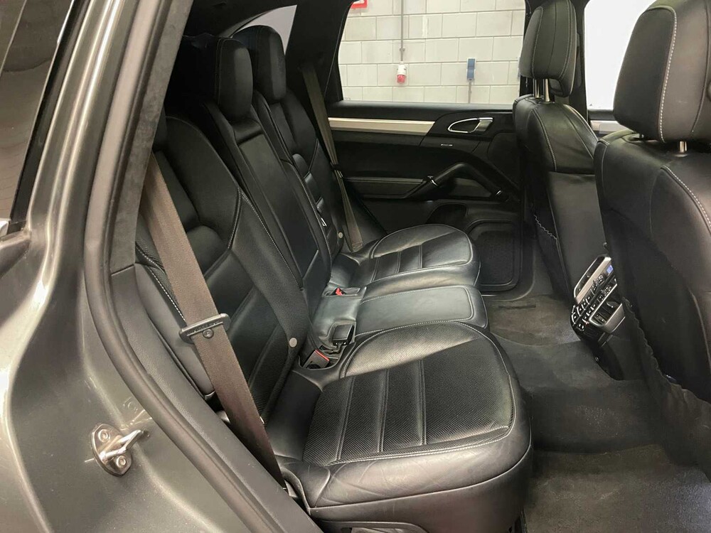 Porsche Cayenne S 4.2 D Sport-Chrono 385PS 2016, RS-055-H