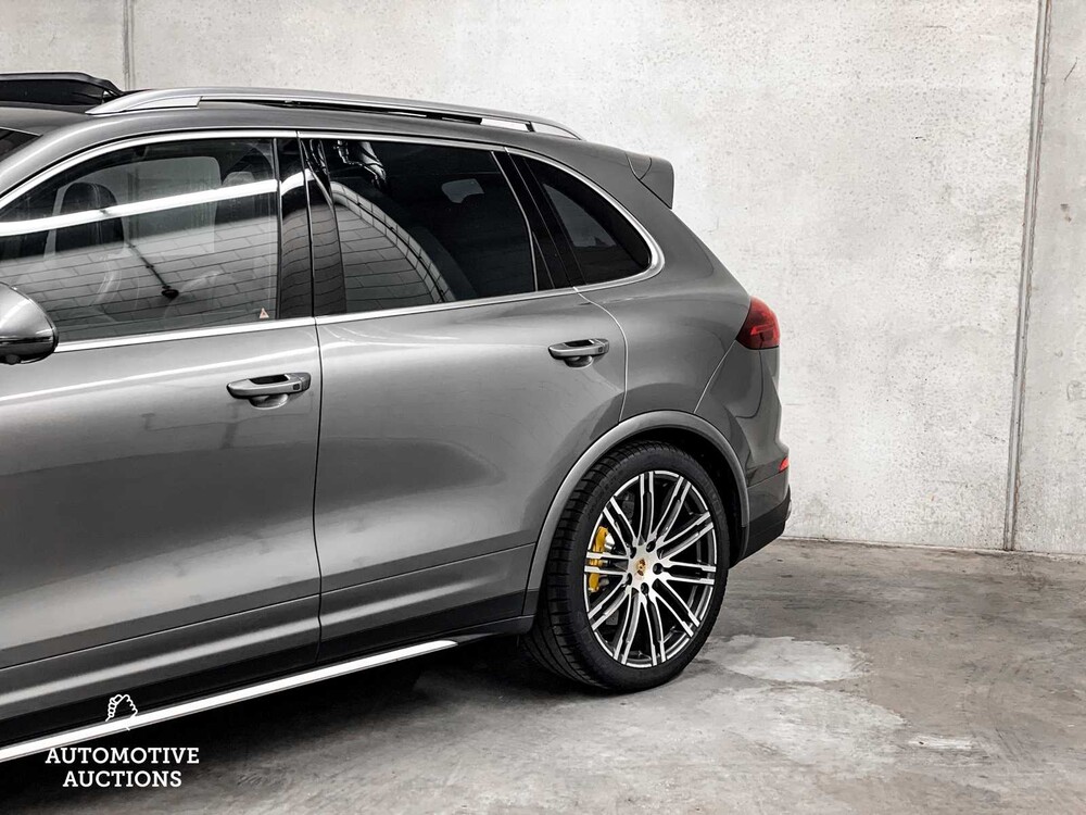 Porsche Cayenne S 4.2 D Sport-Chrono 385PS 2016, RS-055-H