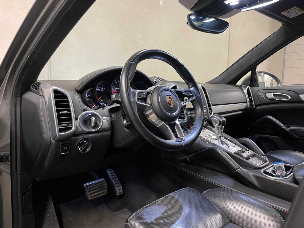 Porsche Cayenne S 4.2 D Sport-Chrono 385PS 2016, RS-055-H
