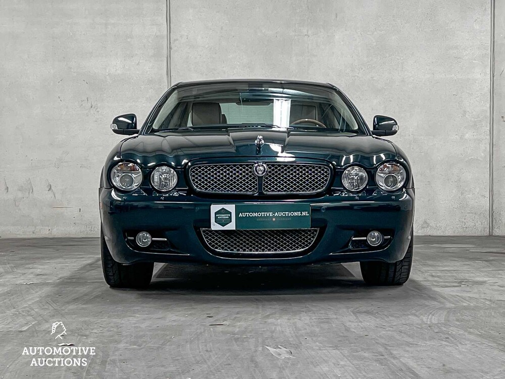 Jaguar XJ8 L 4.2 V8 298PS XJ Executive 2009, T-410-RX