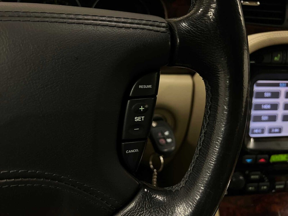 Jaguar XJ8 L 4.2 V8 298PS XJ Executive 2009, T-410-RX