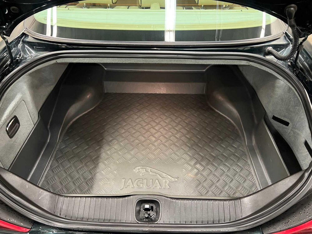 Jaguar XJ8 L 4.2 V8 298PS XJ Executive 2009, T-410-RX