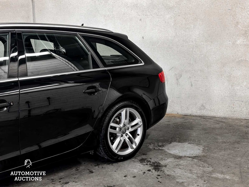 Audi A4 Avant 2.0 TDI Ultra Advance 136PS 2015 -orig. NL-, HL-711-X