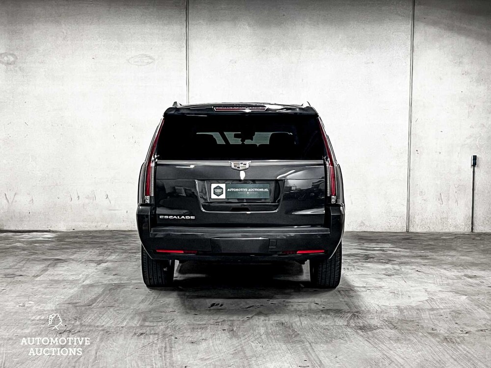 Cadillac Escalade ESV Premium XL 6.2 V8 426PS 8-Sitzer 2016 (ORIGINAL ENGLISH), HT-450-P
