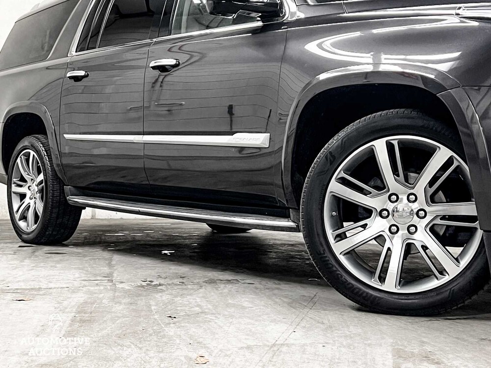 Cadillac Escalade ESV Premium XL 6.2 V8 426PS 8-Sitzer 2016 (ORIGINAL ENGLISH), HT-450-P