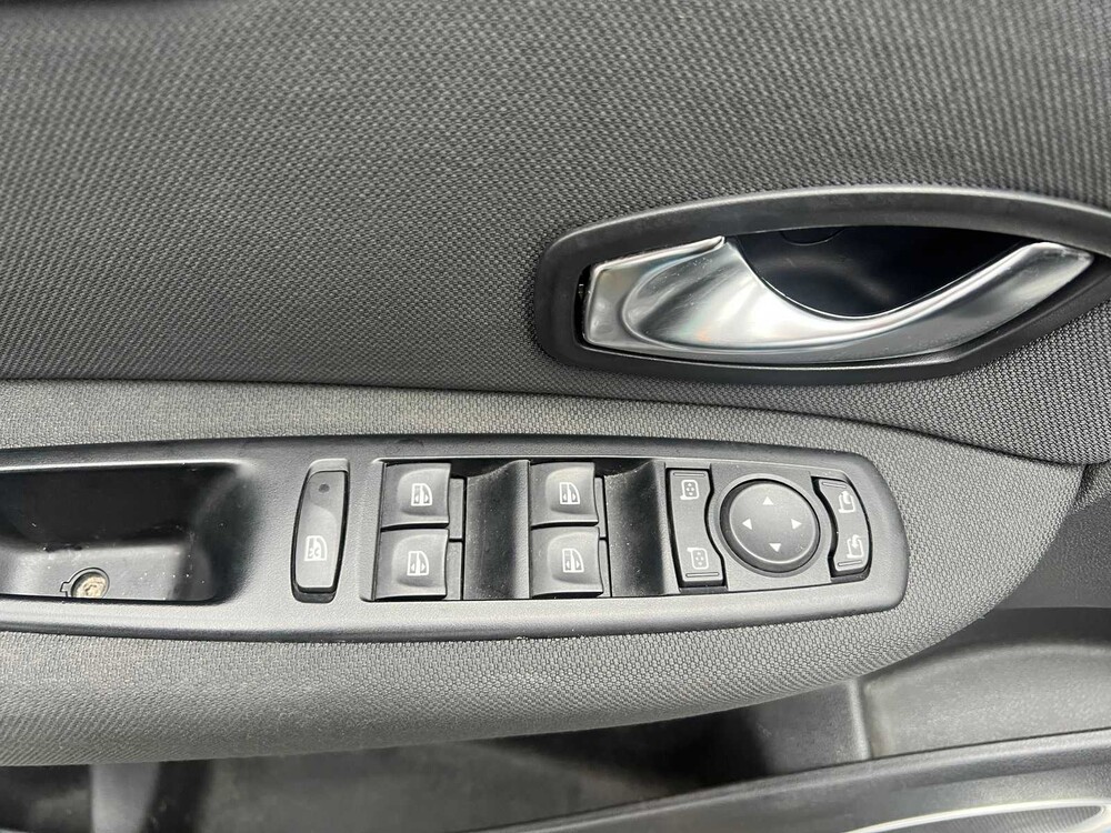 Renault Grand Scénic 1.4 TCe Dynamic 7p 131PS 2010, 75-KVJ-6