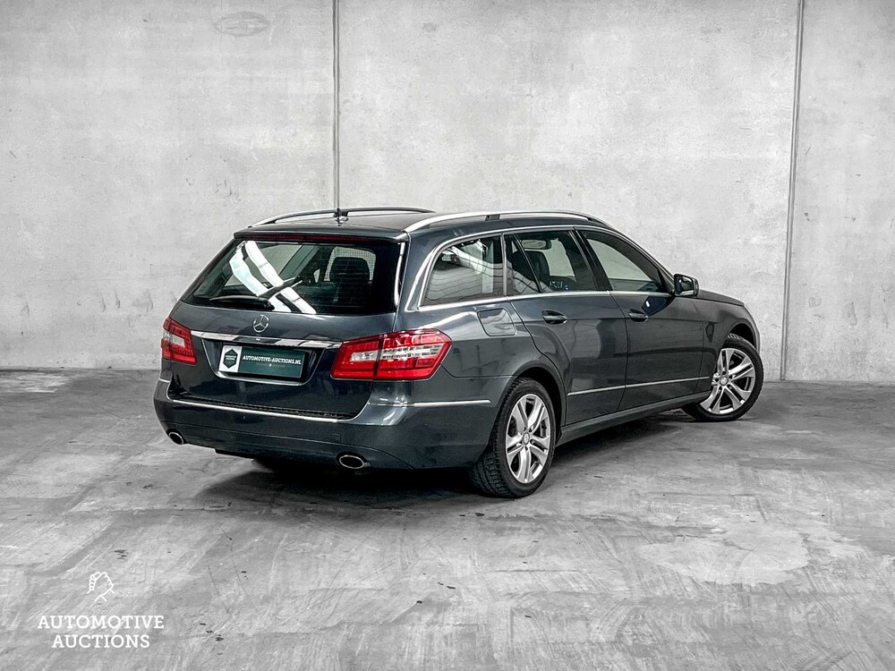 Mercedes-Benz E350 Kombi 3.5 V6 CGI Avantgarde 4Matic 272PS 2010 E-Klasse, K-092-XT