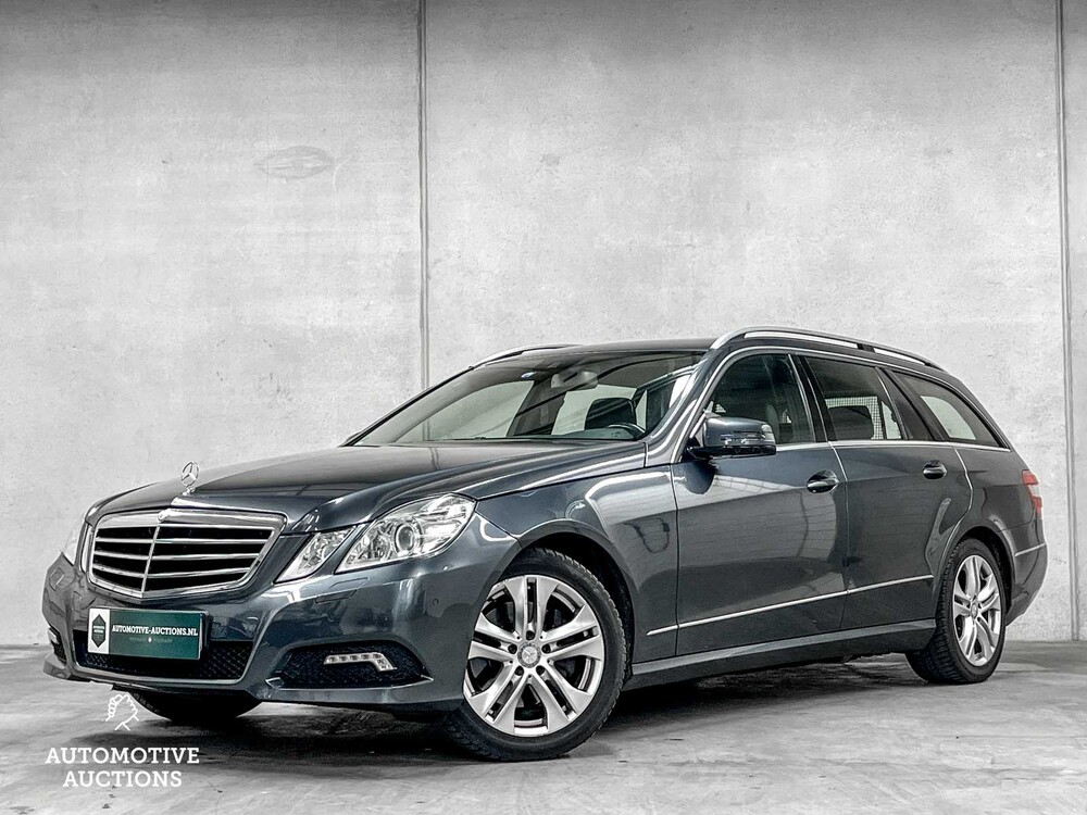Mercedes-Benz E350 Kombi 3.5 V6 CGI Avantgarde 4Matic 272PS 2010 E-Klasse, K-092-XT