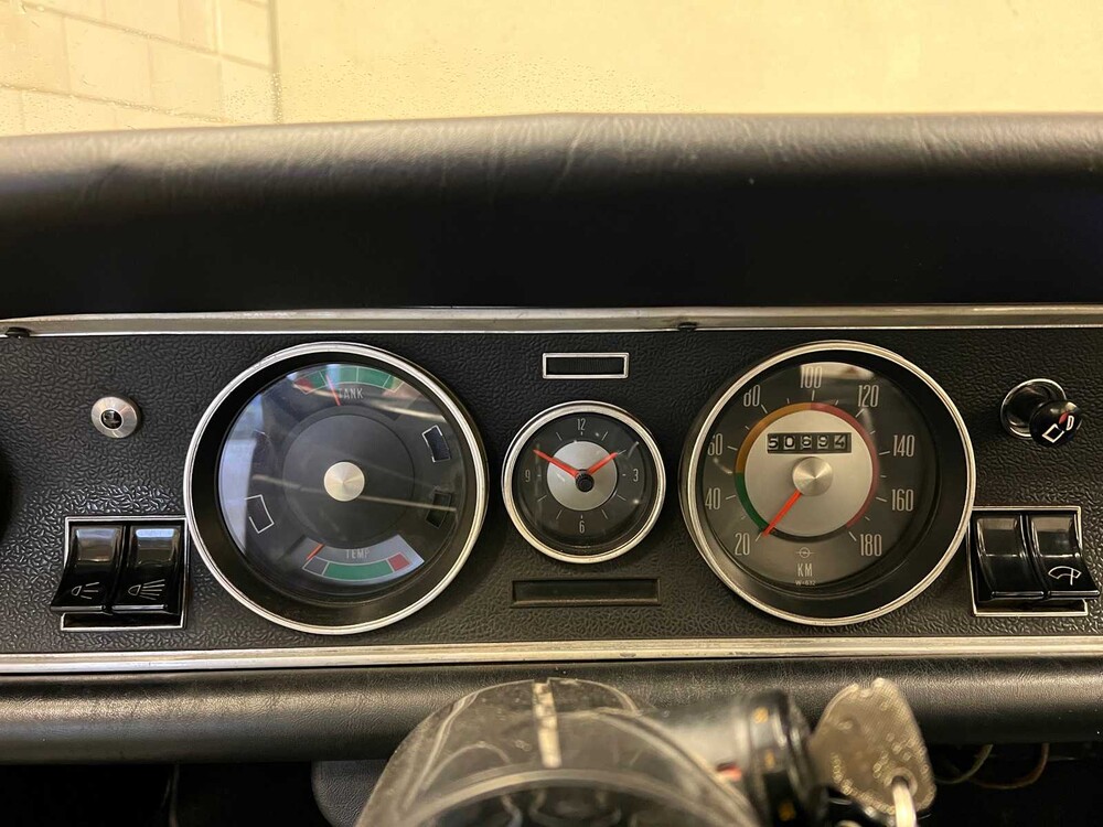 Opel Rekord L1900 1969