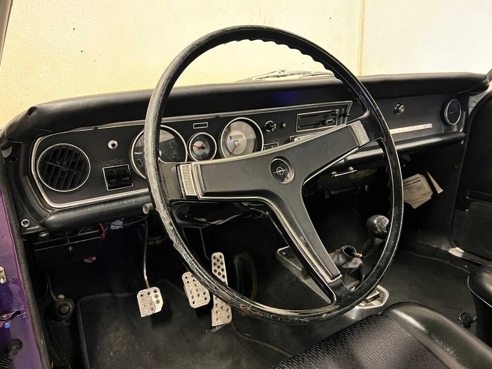 Opel Rekord L1900 1969