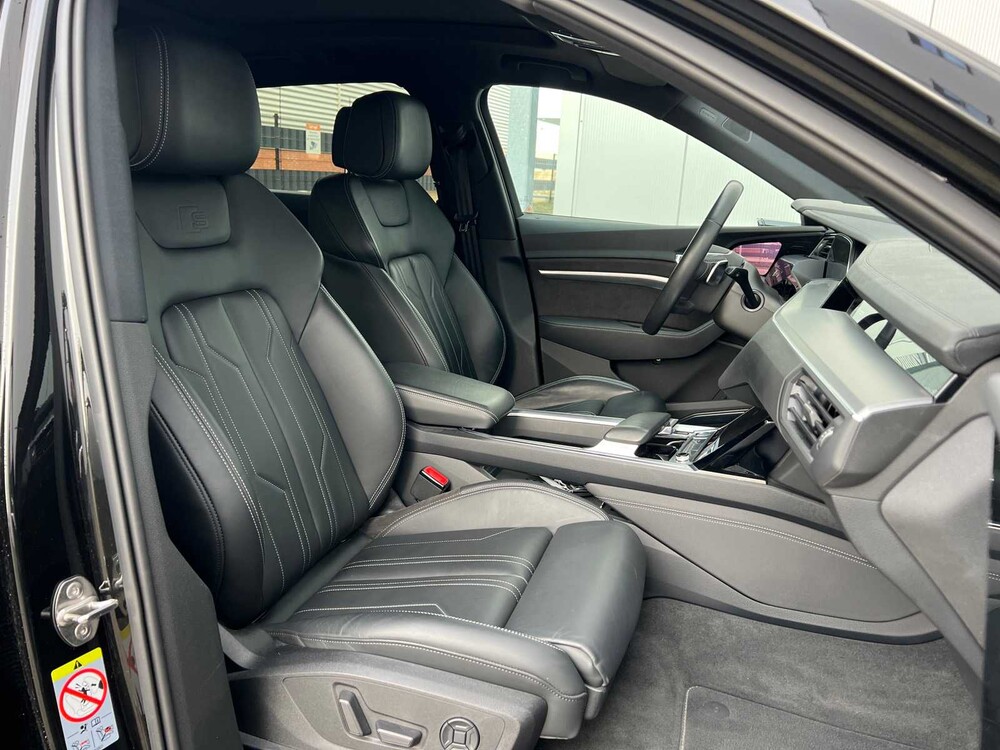 Audi E-Tron 55 Quattro S-Line 95 kWh 360PS 2019, K-549-PH