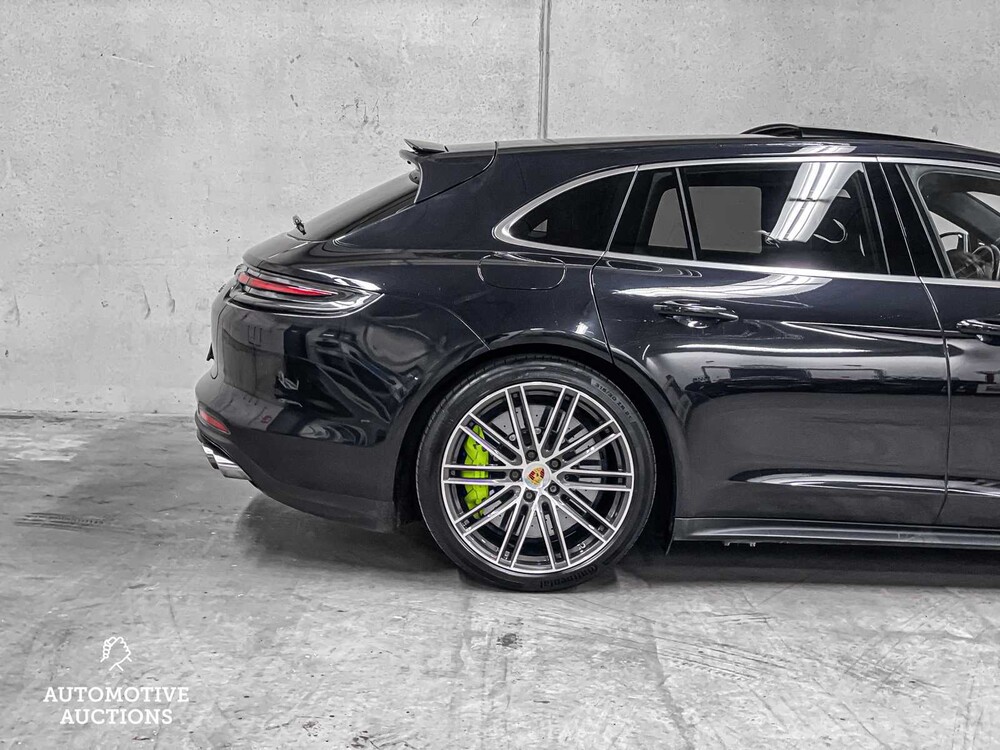 Porsche Panamera Sport Turismo Turbo S E-Hybrid 4.0 V8 680PS 2018 Sport-Chrono