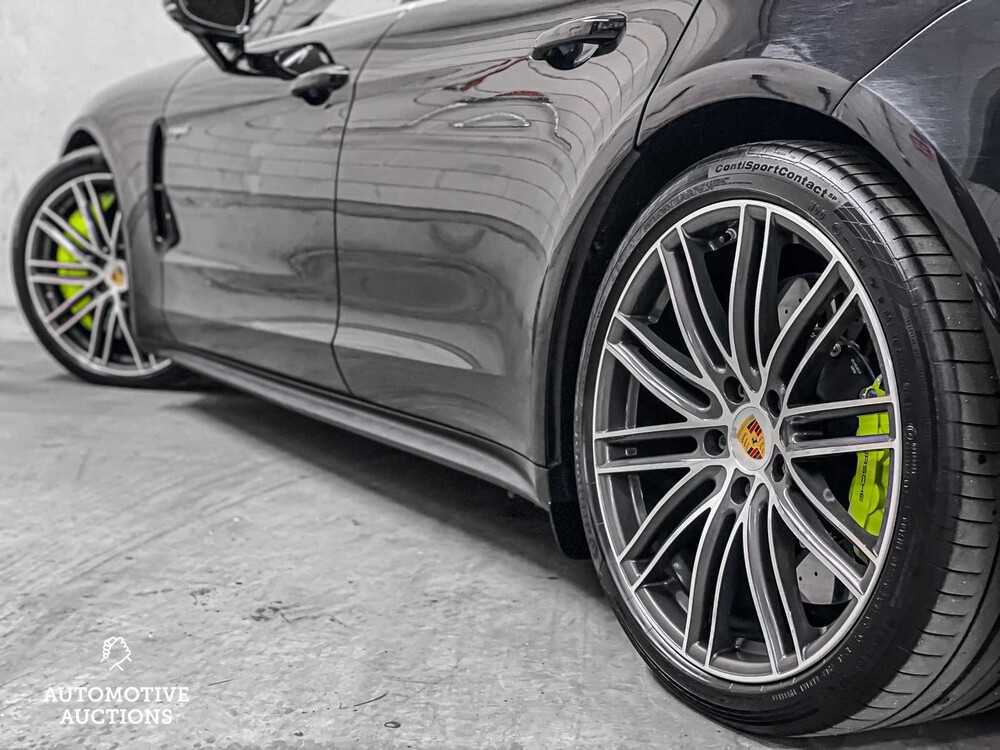 Porsche Panamera Sport Turismo Turbo S E-Hybrid 4.0 V8 680PS 2018 Sport-Chrono