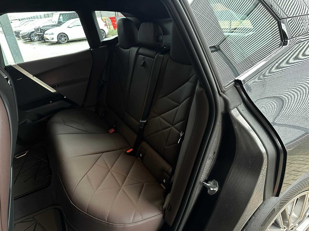 BMW iX xDrive40 Business High Executive Edition Plus 77 kWh 326PS 2023 ORIG-NL, S-978-TG