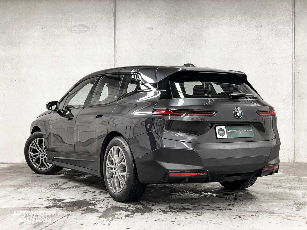 BMW iX xDrive40 Business High Executive Edition Plus 77 kWh 326PS 2023 ORIG-NL, S-978-TG