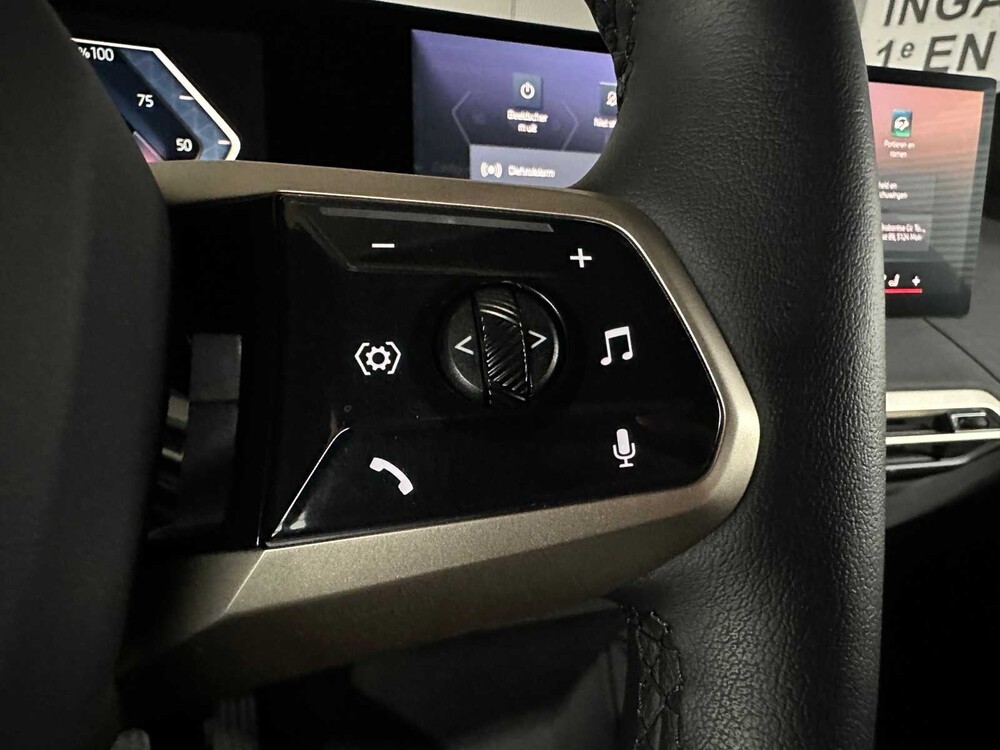 BMW iX xDrive40 Business High Executive Edition Plus 77 kWh 326PS 2023 ORIG-NL, S-978-TG