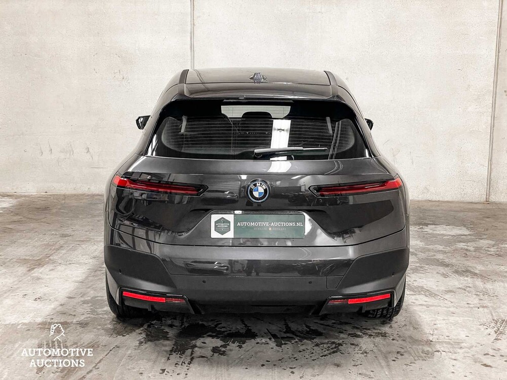 BMW iX xDrive40 Business High Executive Edition Plus 77 kWh 326PS 2023 ORIG-NL, S-978-TG
