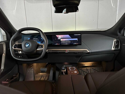 BMW iX xDrive40 Business High Executive Edition Plus 77 kWh 326hp 2023 ORIG-NL, S-978-TG