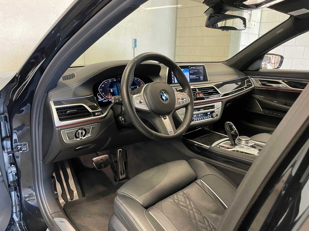 BMW 740d M-Sport xDrive High Executive G11 340PS 2022 ORIG-NL 7er, P-964-RZ