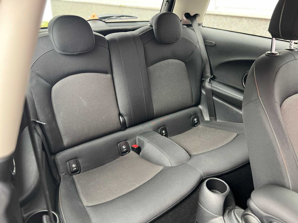 Mini Cooper Pepper 1.5 136PS 2019 ORIG-NL, ZV-199-S