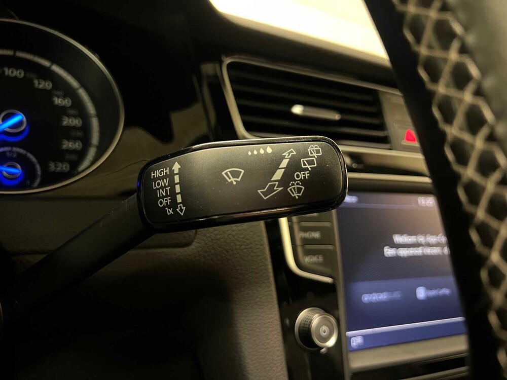 Volkswagen Golf R VII 2.0 TSI 4Motion 370PS 2015, SH-961-J