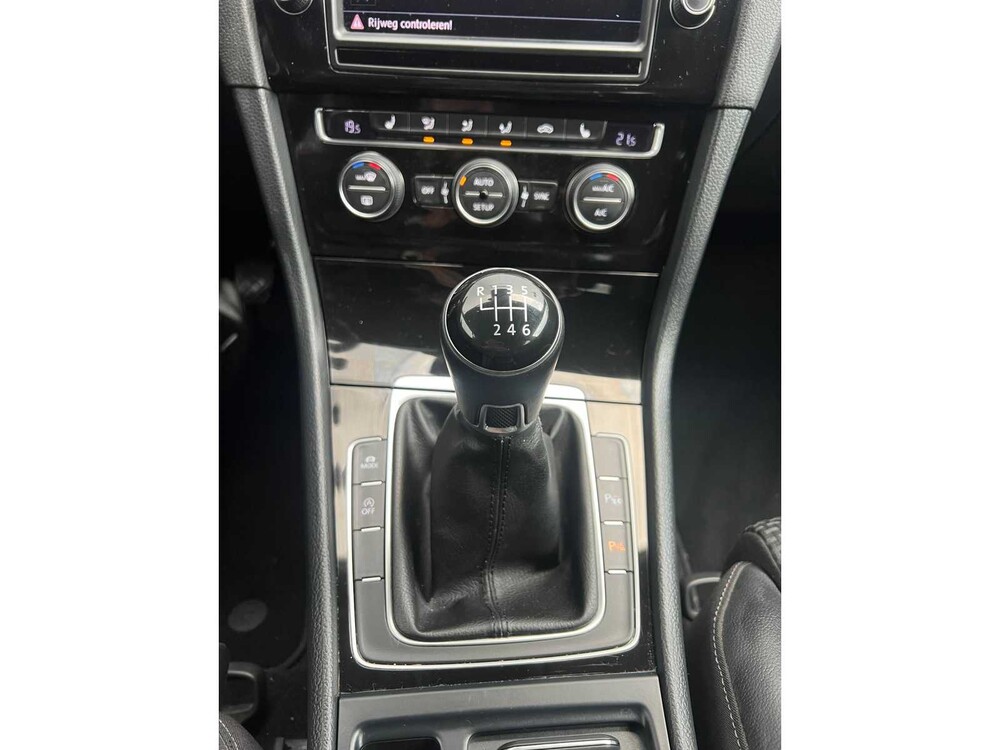 Volkswagen Golf 1.4 TSI Highline 122PS 2013, X-824-BJ