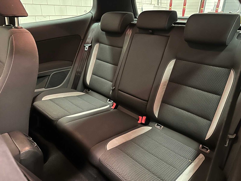 Volkswagen Golf R-Line 1.4 TSI Highline 160PS 2010, RK-069-N