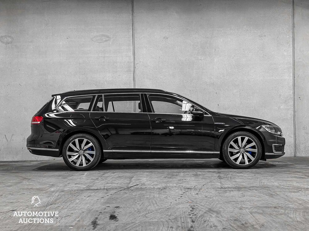 Volkswagen Passat Variant GTE 1.4 TSI Highline 156PS 2015, HJ-119-D