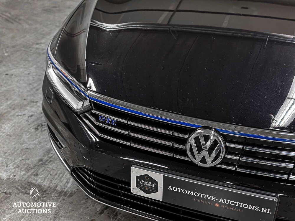 Volkswagen Passat Variant GTE 1.4 TSI Highline 156PS 2015, HJ-119-D