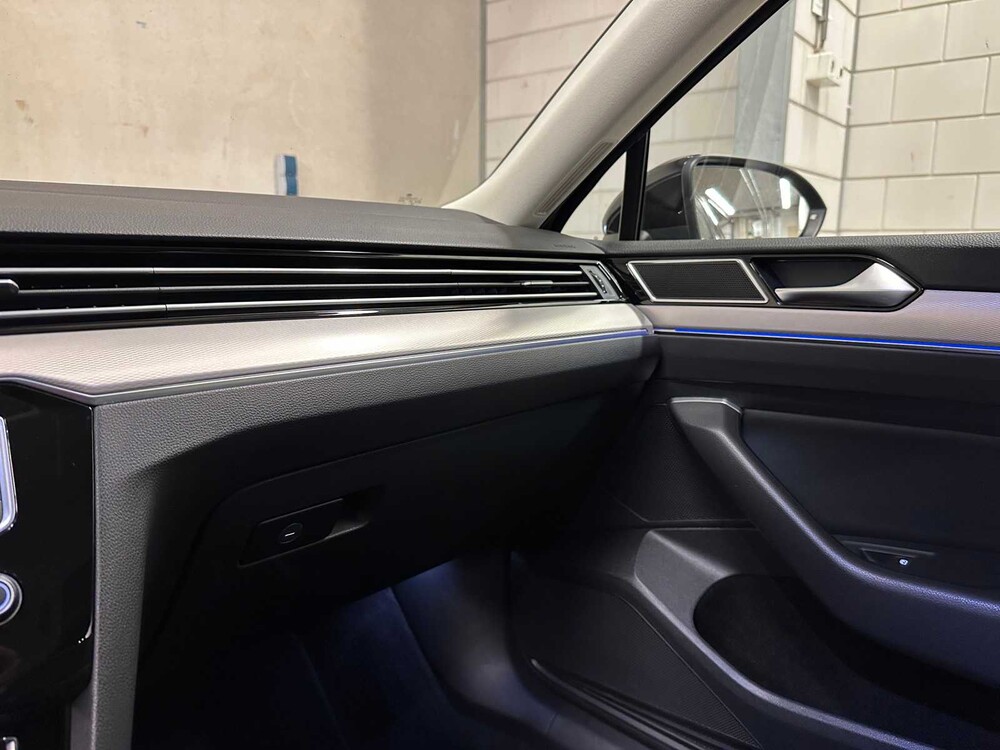 Volkswagen Passat Variant GTE 1.4 TSI Highline 156PS 2015, HJ-119-D