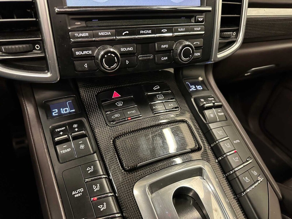 Porsche Cayenne S 4.2 D V8 385PS 2015, niederländische Zulassung