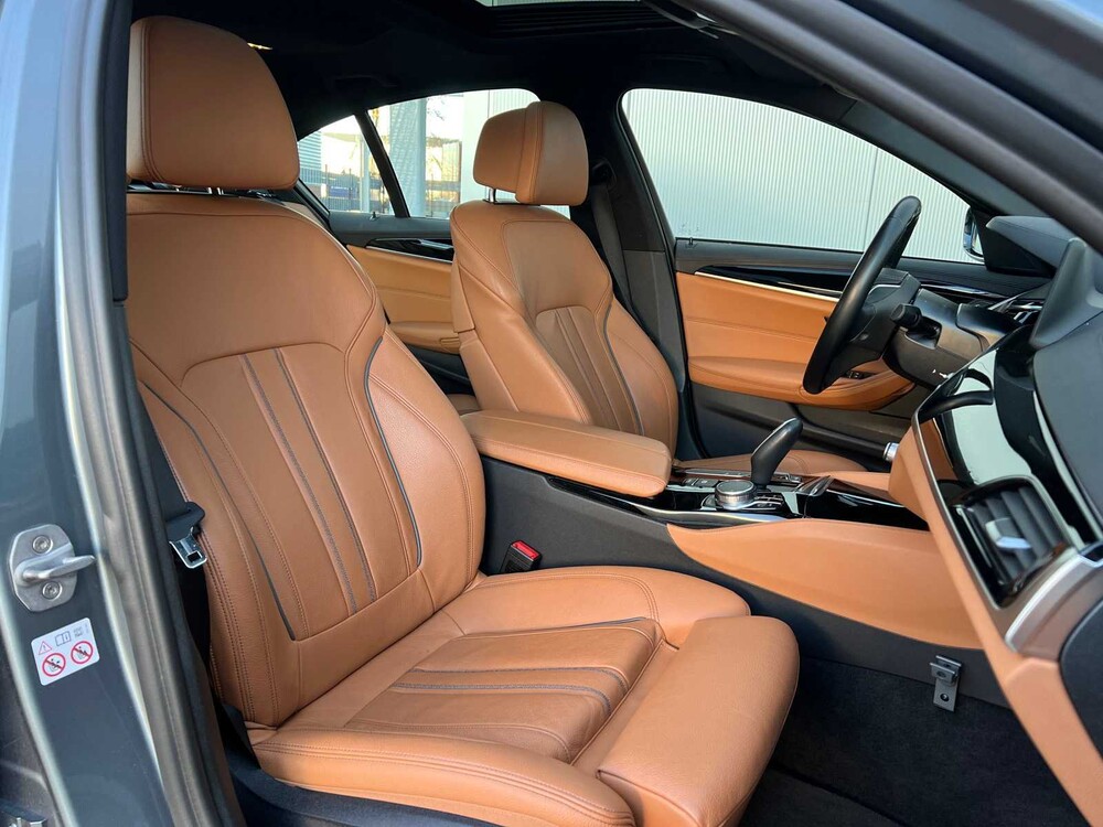 BMW 530e iPerformance High Executive G30 293PS 2018 5er -ORIG. NL-, RV-702-V