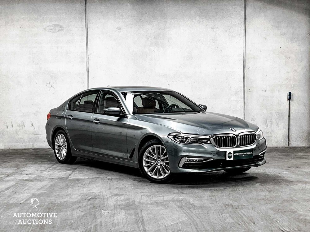 BMW 530e iPerformance High Executive G30 293PS 2018 5er -ORIG. NL-, RV-702-V