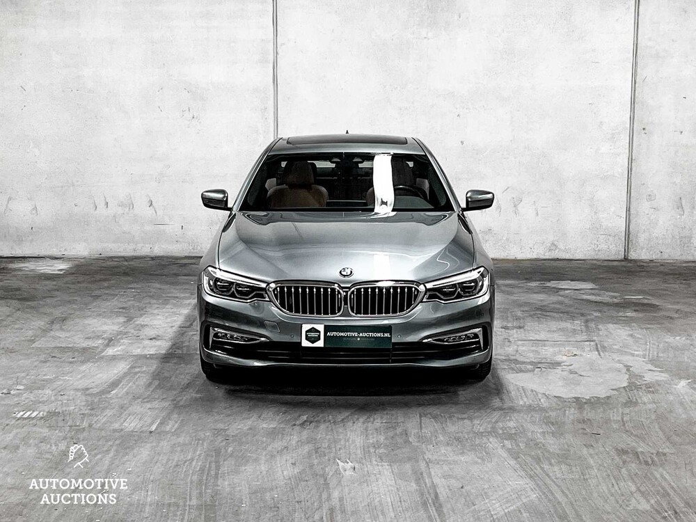 BMW 530e iPerformance High Executive G30 293PS 2018 5er -ORIG. NL-, RV-702-V