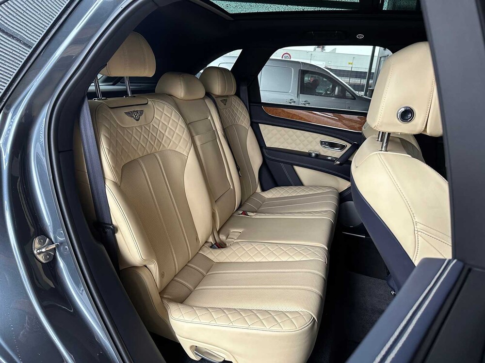 Bentley Bentayga 6.0 W12 608pk 2016, H-019-FX