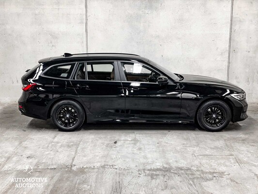 BMW 320i Touring High Executive G21 184pk 2022 3-serie, X-158-JG