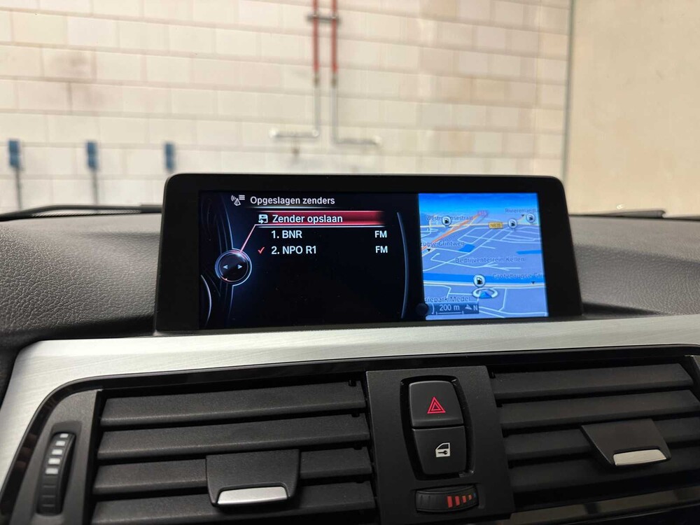 BMW 318d Touring Executive Sport 143PS 2015 3er, 7-ZJX-63