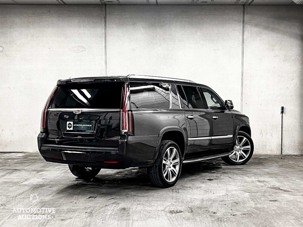 Cadillac Escalade ESV Premium XL 6.2 V8 426PS 8-Sitzer 2016 (ORIGINAL ENGLISH), HT-450-P