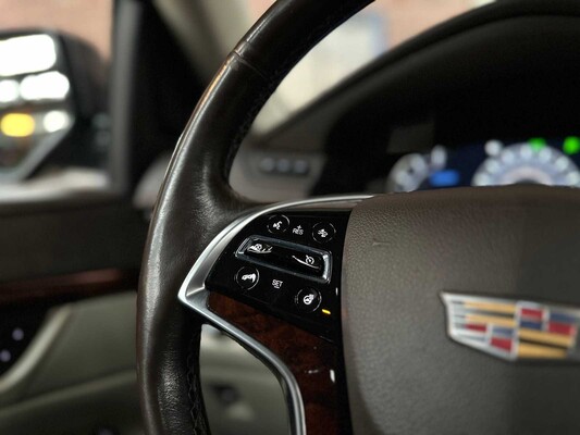 Cadillac Escalade ESV Premium XL 6.2 V8 426PS 8-Sitzer 2016 (ORIGINAL ENGLISH), HT-450-P
