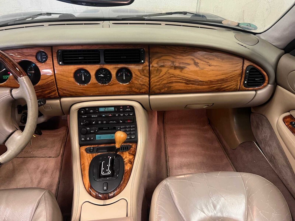 Jaguar XK8 4.0 V8 Cabriolet 284PS 2000, 07-XJ-GG -Youngtimer-