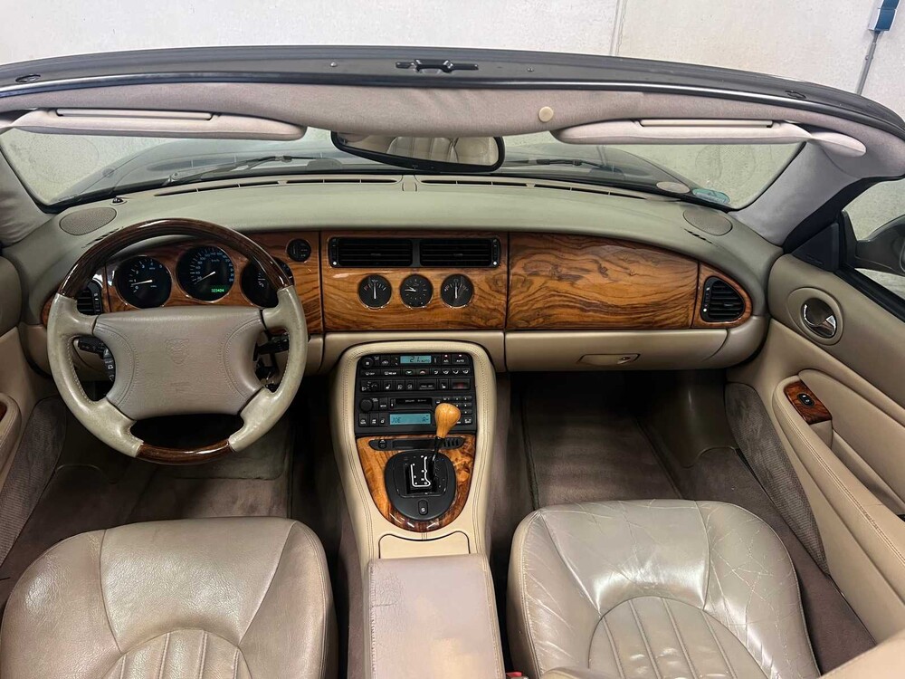 Jaguar XK8 4.0 V8 Cabriolet 284PS 2000, 07-XJ-GG -Youngtimer-