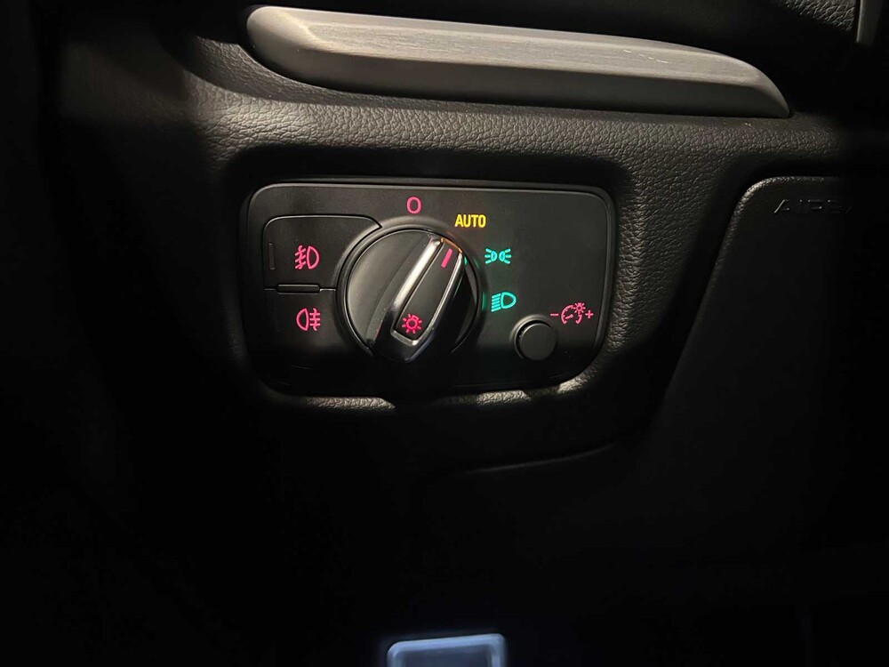 Audi A3 Limousine S-Line 1.4 TFSI 150PS 2014 -Orig. DE-, 6-XHD-73