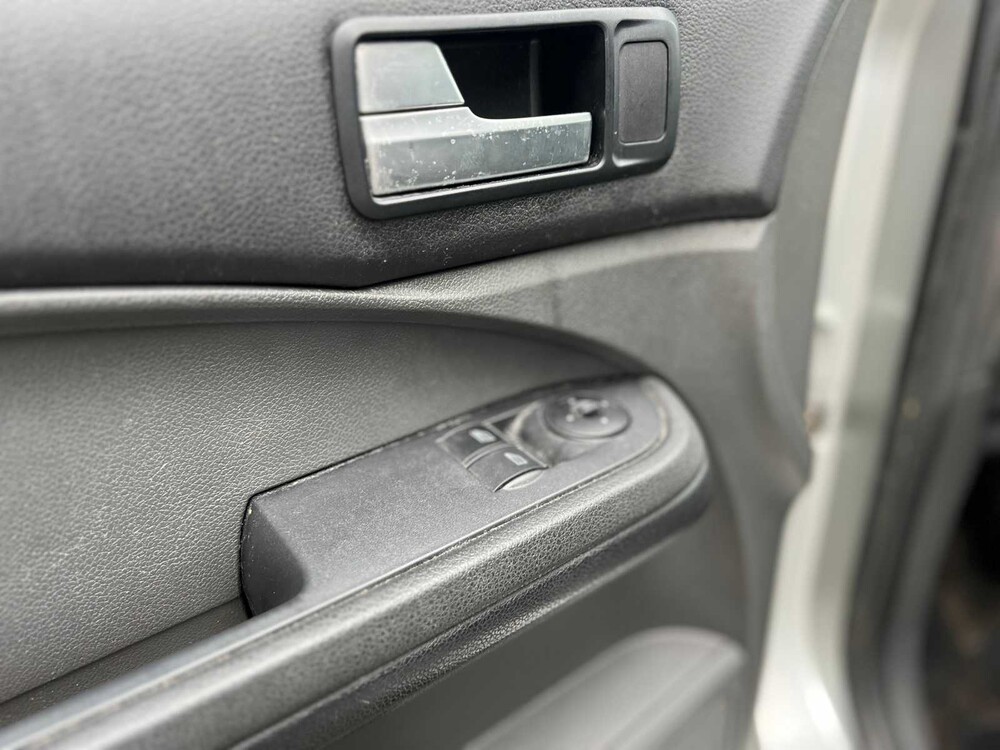 Ford Focus C-Max 2.0 TDCi Trend 136PS 2005 ORIG-NL, 96-RV-XD