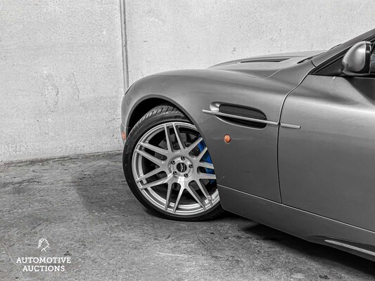 Aston Martin Vanquish 5.9 V12 466hp 2003