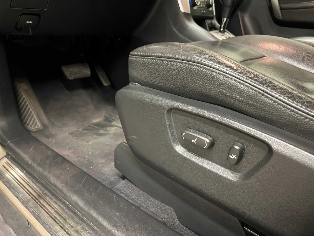 Chevrolet Captiva 3.2i Executive 230pk 2007 ORIG-NL, 99-TT-NP