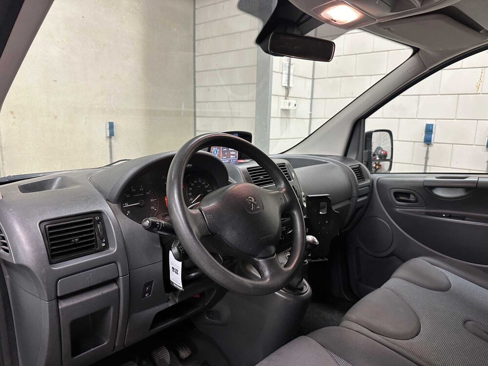 Peugeot Expert 229 2.0 HDI L2H1 Navteq 2 128pk 2016 ORIG-NL, VZ-007-N