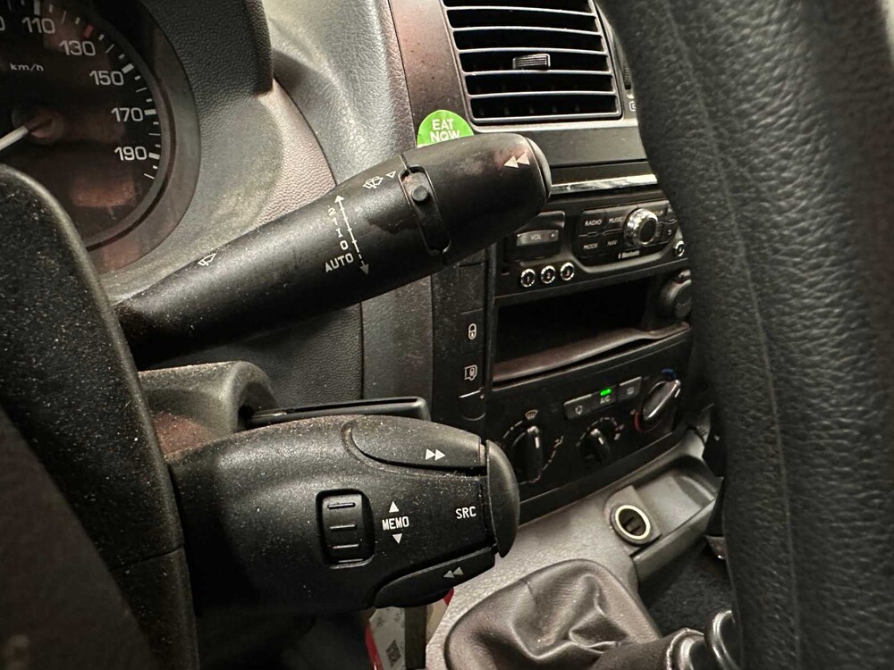 Peugeot Expert 229 2.0 HDI L2H1 Navteq 2 128pk 2016 ORIG-NL, VZ-007-N